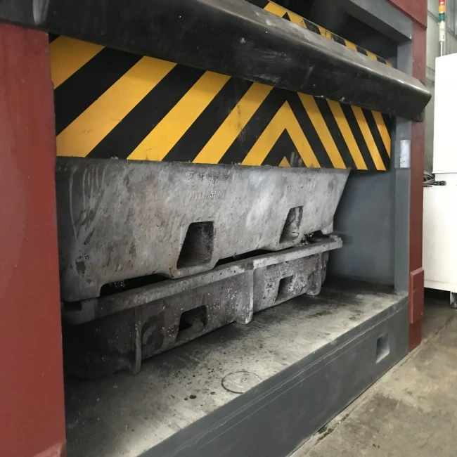 Machine de traitement des scories d'aluminium