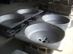 Quels sont les matériaux couramment utilisés pour la fabrication de bacs de drainage et d'écume ?